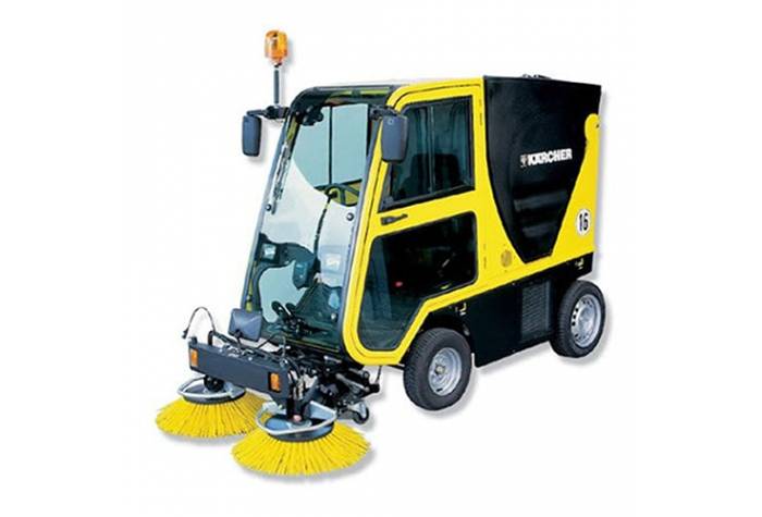 تصویر سوییپر صنعتی در حال کار